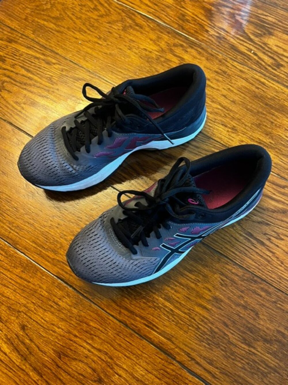 Women's Asics Gel-Flux 5 Running Athletic Shoes, Gray Size 10 Excellent Con!